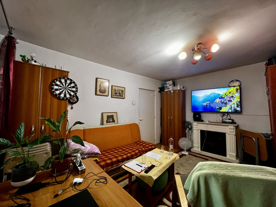 Apartament 3 camere, decomandat, etaj 1, 65mp, zona Calea Sagului