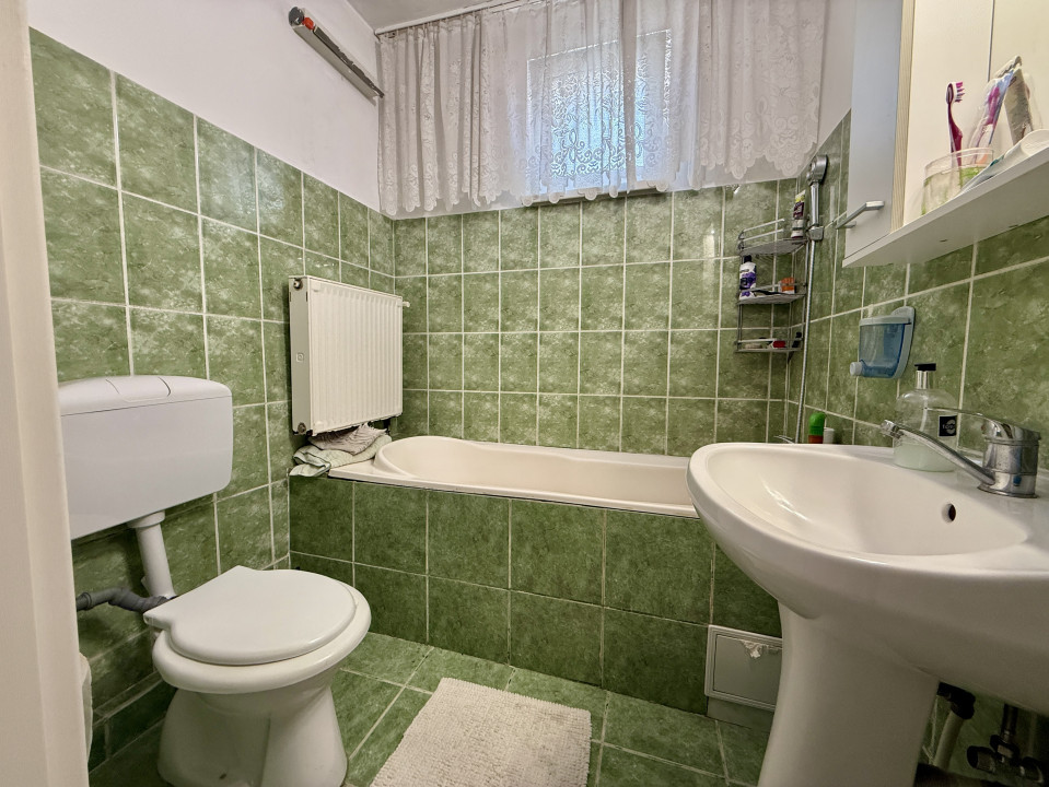 Casa individuala, 5 camere, P+M, 102mp utili, zona Steaua Shopping City