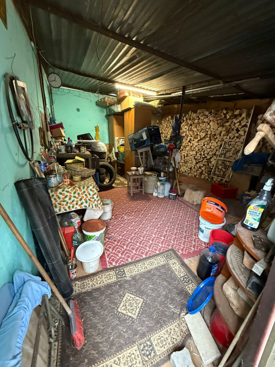 Casa cu 2 camere in curte comuna, 66mp utili, in zona Traian
