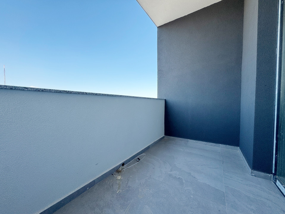 Apartament 2 camere, decomandat 49mp utili + terasa 8mp -Giroc