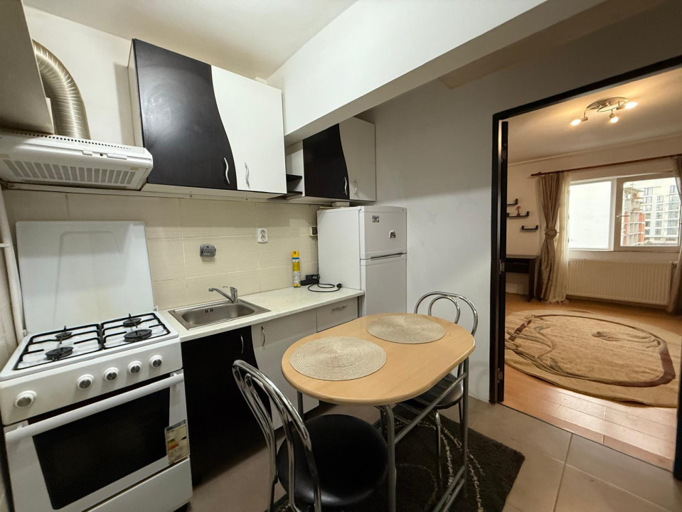 Garsoniera, 21mp utili, etaj 3/4, zona Aradului- Ideala pentru investit