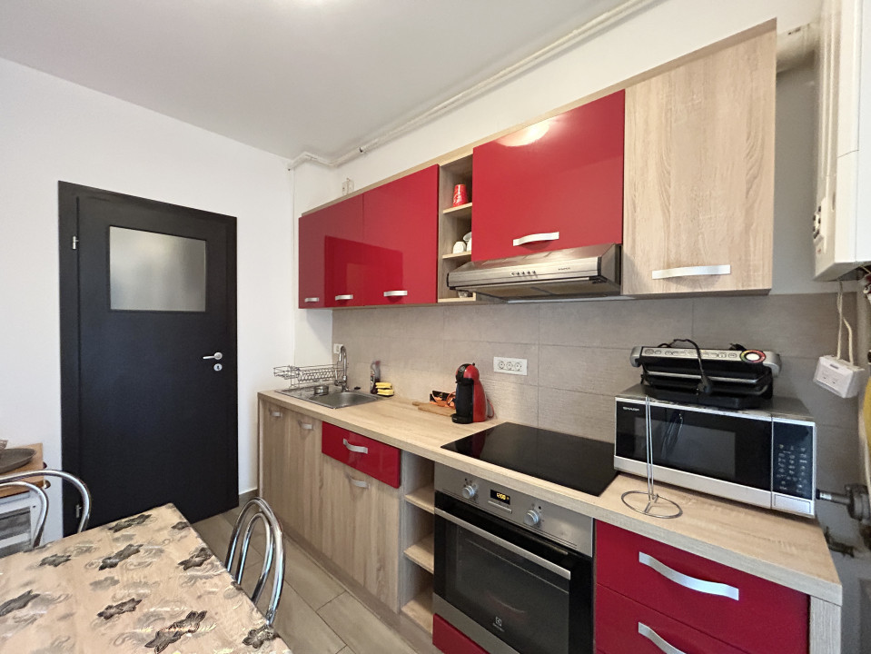 Apartament 2 camere, decomandat, 50mp utili, etajul 1 in Complexul Studențesc 