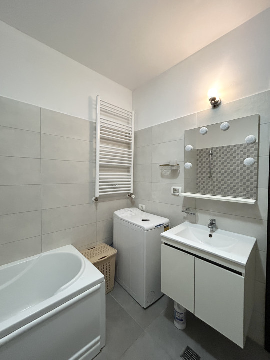 Apartament 2 camere, decomandat, 50mp utili, etajul 1 in Complexul Studențesc 