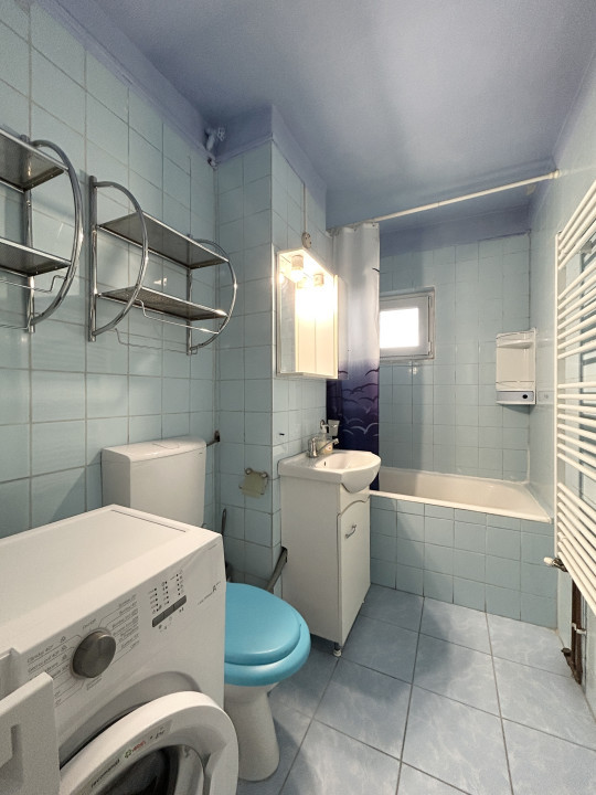Apartament 2 camere, semidecomandat, 50mp utili, zona Fraidorf