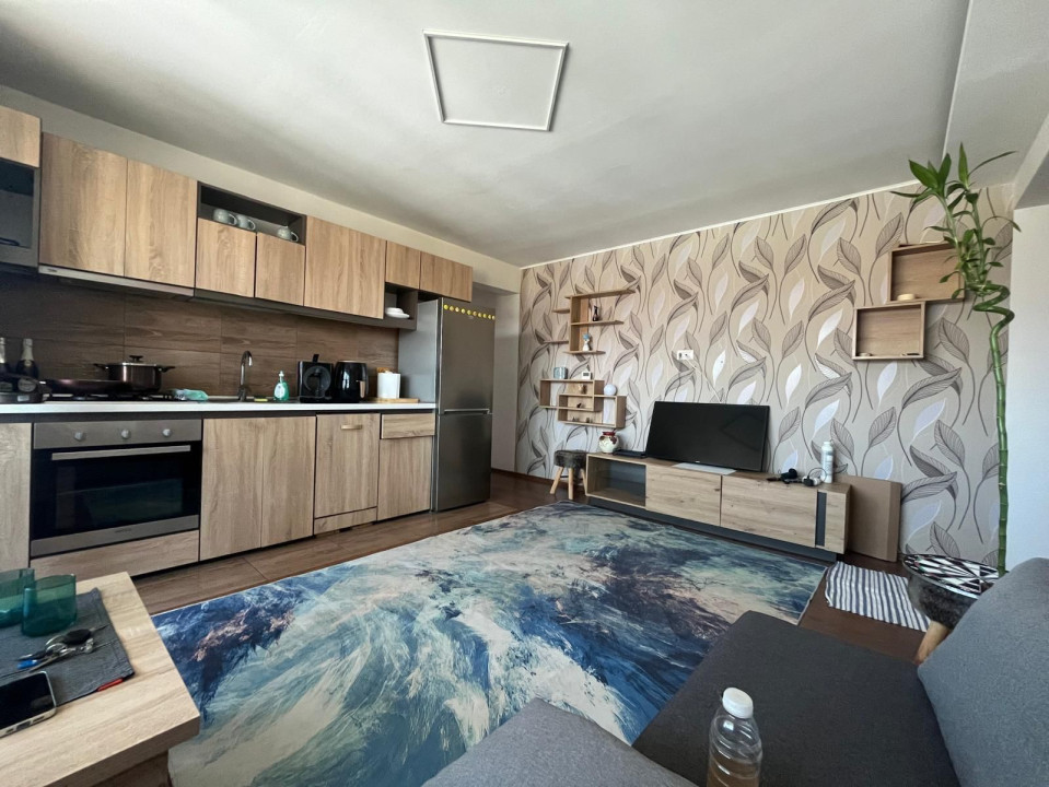 Apartament 2 camere, semidecomandat, 57 mp utili, in zona Lugojului