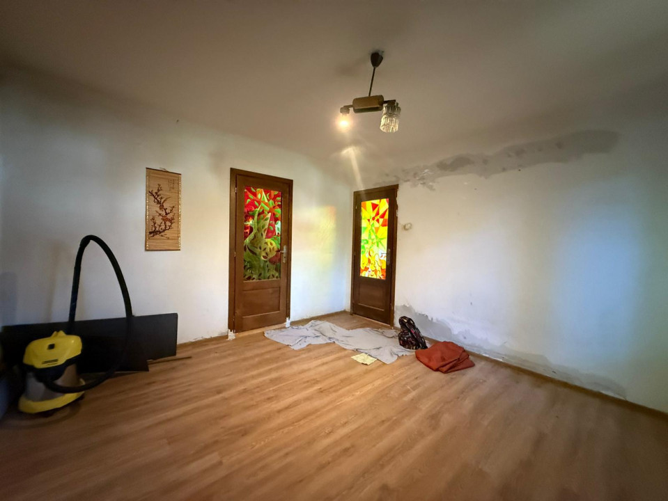 Apartament 2 camere, semidecomandat, 50 mp utili, in zona Dambovita