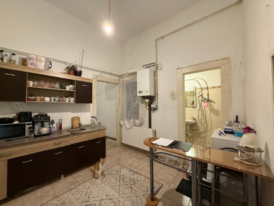 Apartament 2 camere, 45 mp utili, cladire istorica in zona centrala OCAZIE !!!