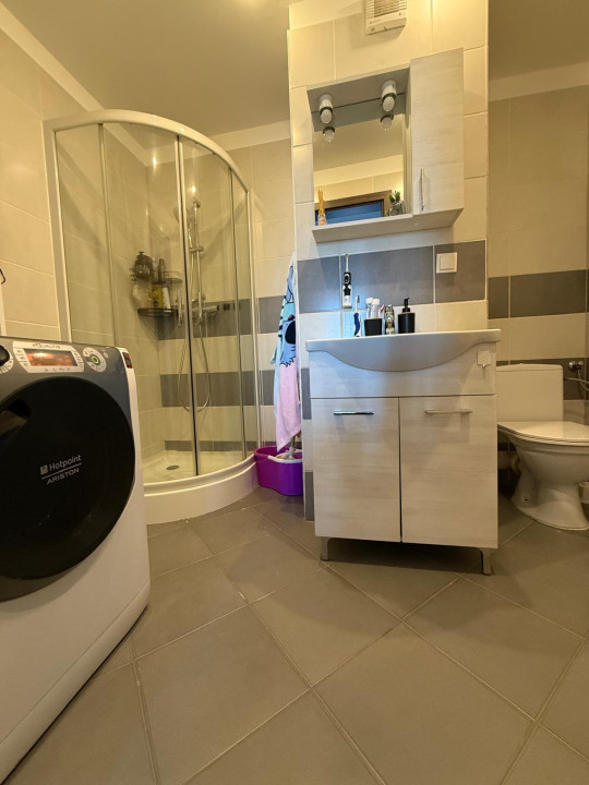 Apartament 2 camere, semidecomandat, etaj 3, bloc cu lift - Zona Soarelui