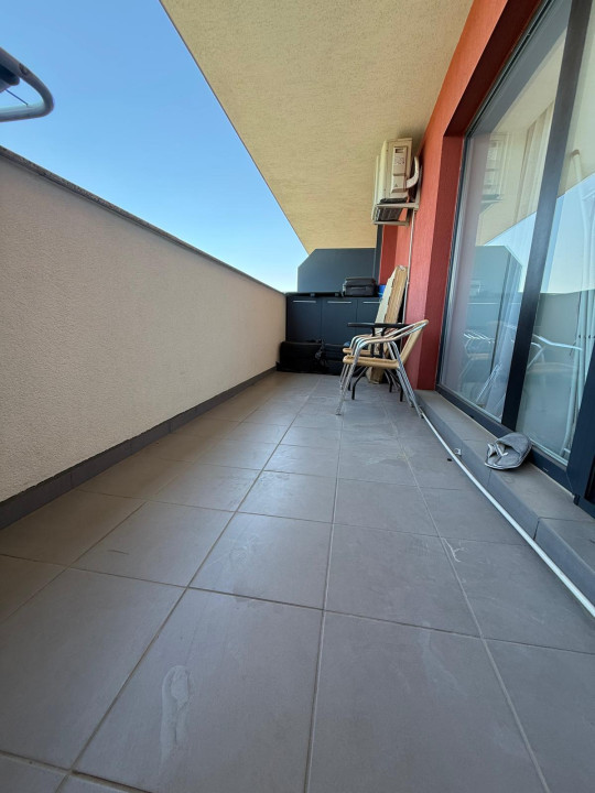 Apartament 2 camere, semidecomandat, etaj 3, bloc cu lift - Zona Soarelui
