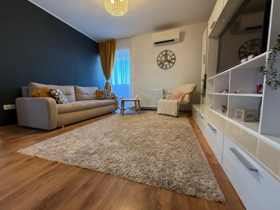 Apartament 2 camere, semidecomandat, etaj 3, bloc cu lift - Zona Soarelui