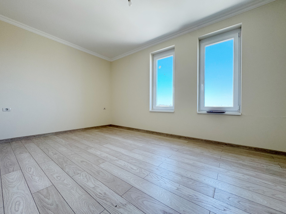 Apartament 2 camere, decomandat,56mp utili + balcon 6mp, etaj 3, Giroc