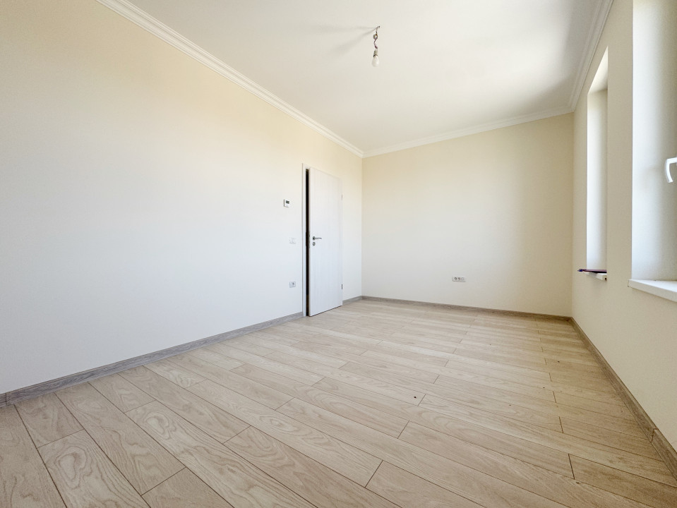 Apartament 2 camere, 60mp utili + balcon 6mp, etaj 1/3 -Giroc