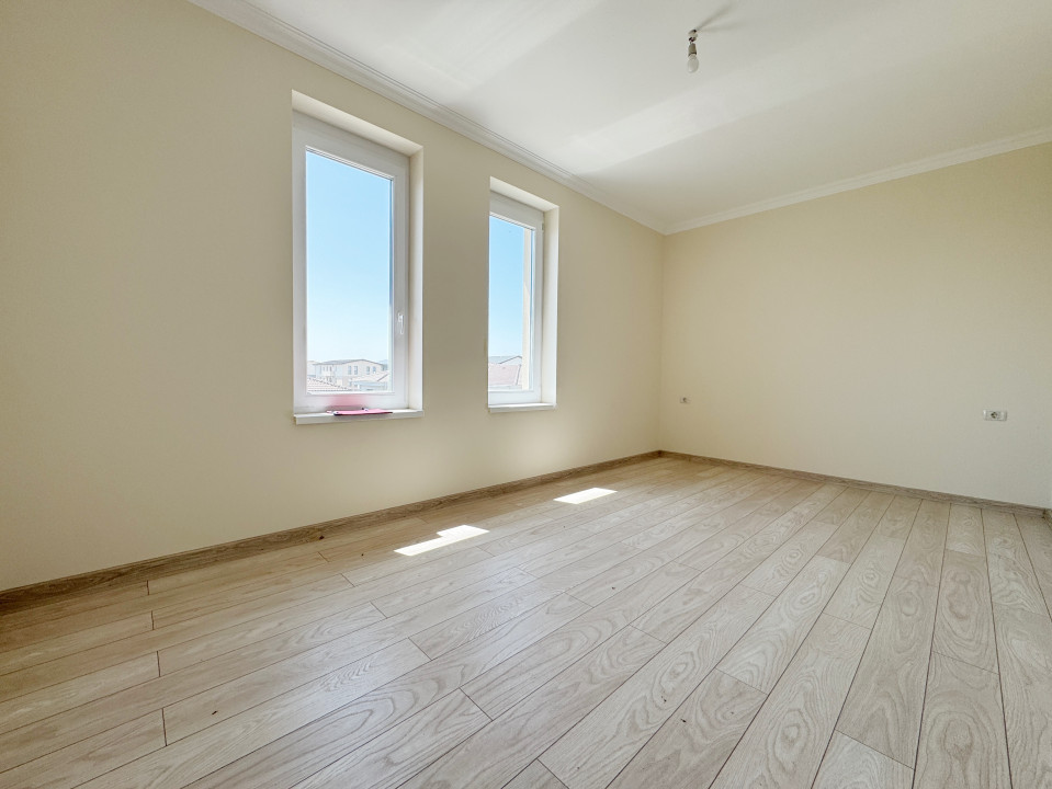 Apartament 2 camere, decomandat, 52mp utili + balcon, etaj 2/3 -Giroc