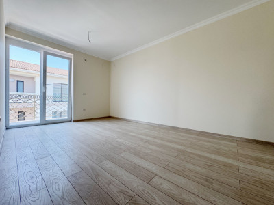 Apartament 2 camere, decomandat, 52mp utili + balcon, etaj 2/3 -Giroc