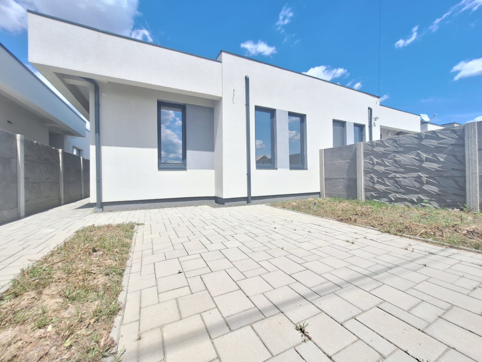 Duplex spatios cu 4 camere, 98mp, 320 mp teren-Calea Urseni