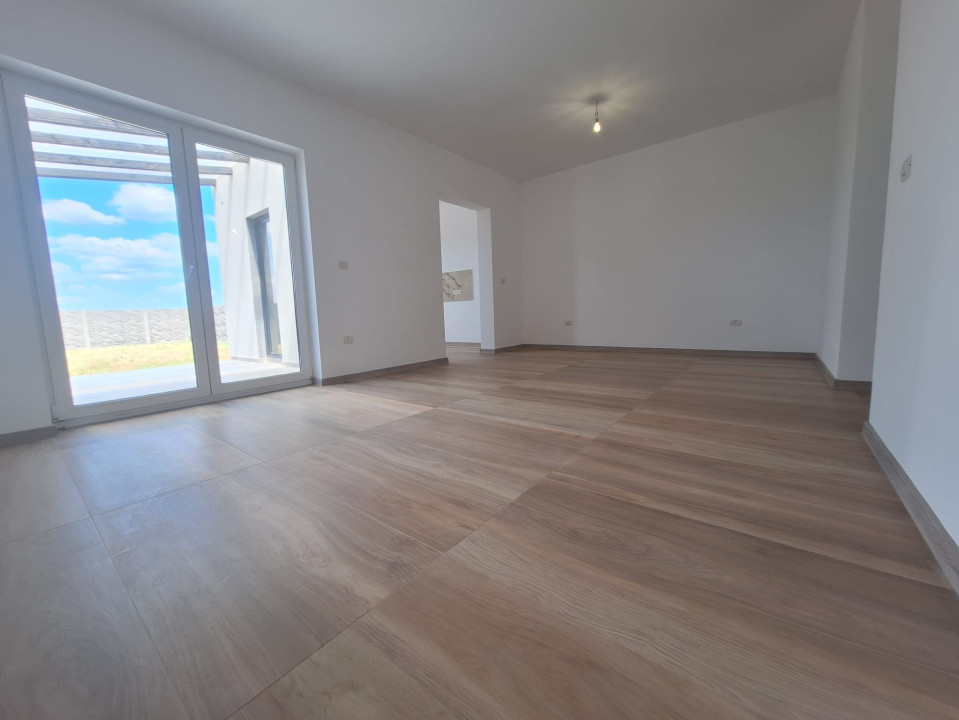 Duplex spatios cu 4 camere, 98mp, 320 mp teren-Calea Urseni