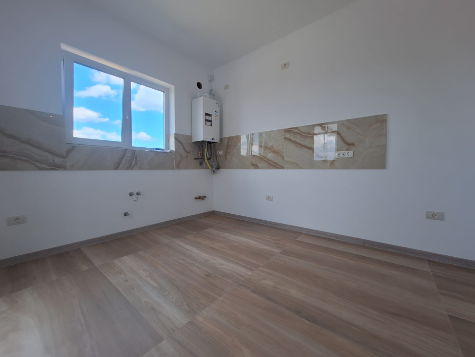 Duplex spatios cu 4 camere, 98mp, 320 mp teren-Calea Urseni