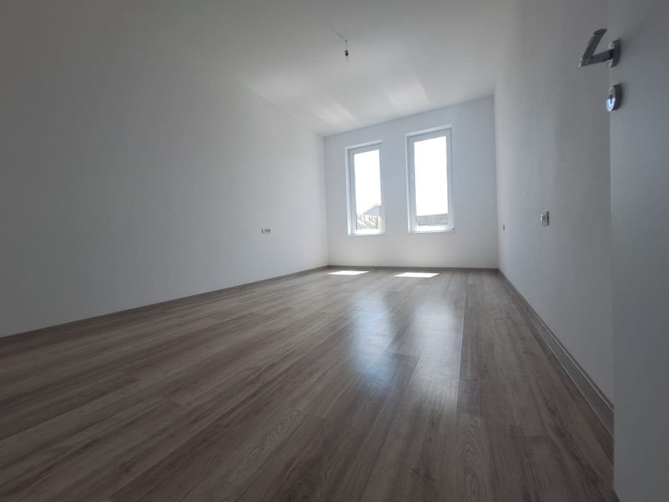 Duplex spatios cu 4 camere, 98mp, 320 mp teren-Calea Urseni