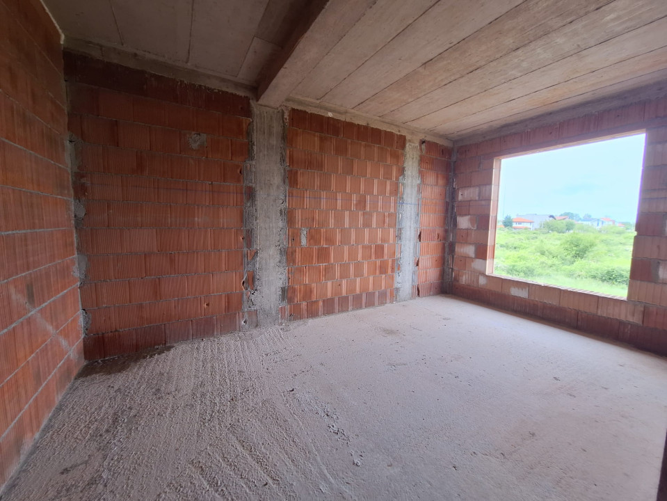 Casa insiruita 3 camere, 88 mp utili, 300 mp teren,  Calea Urseni