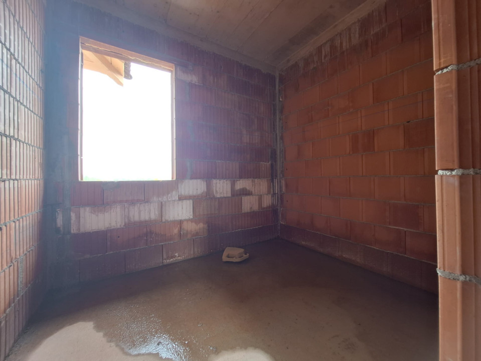 Casa insiruita 3 camere, 88 mp utili, 300 mp teren,  Calea Urseni