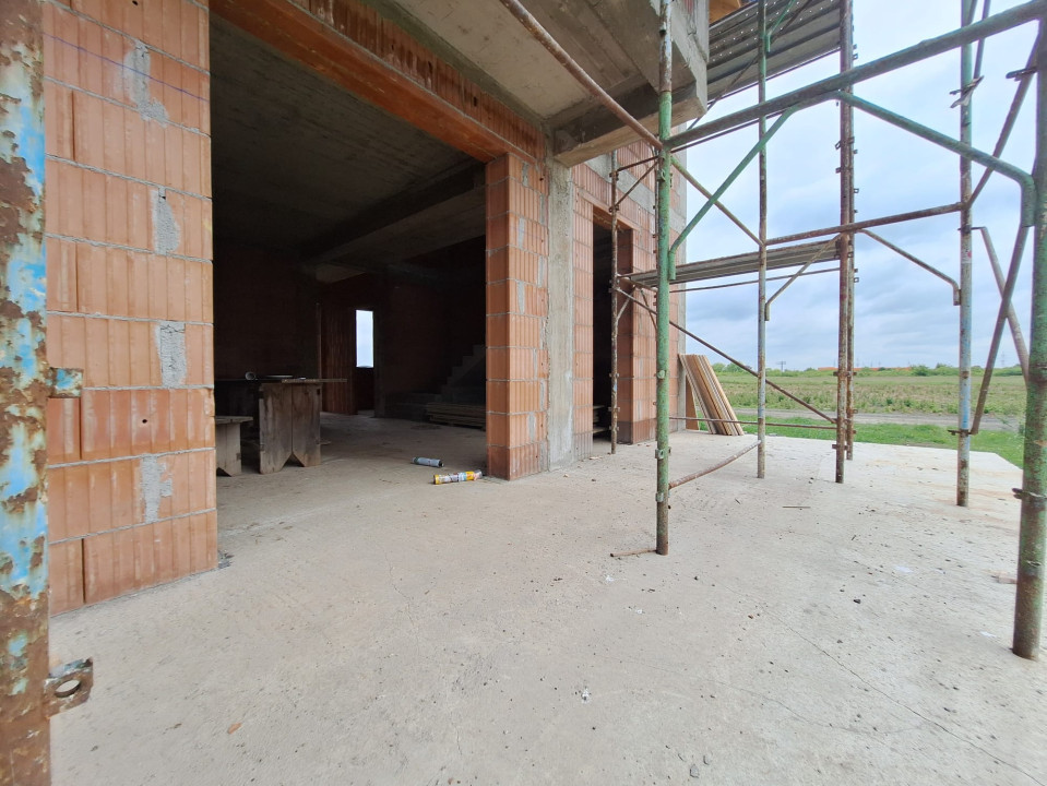 Casa insiruita 3 camere, 88 mp utili, 300 mp teren,  Calea Urseni
