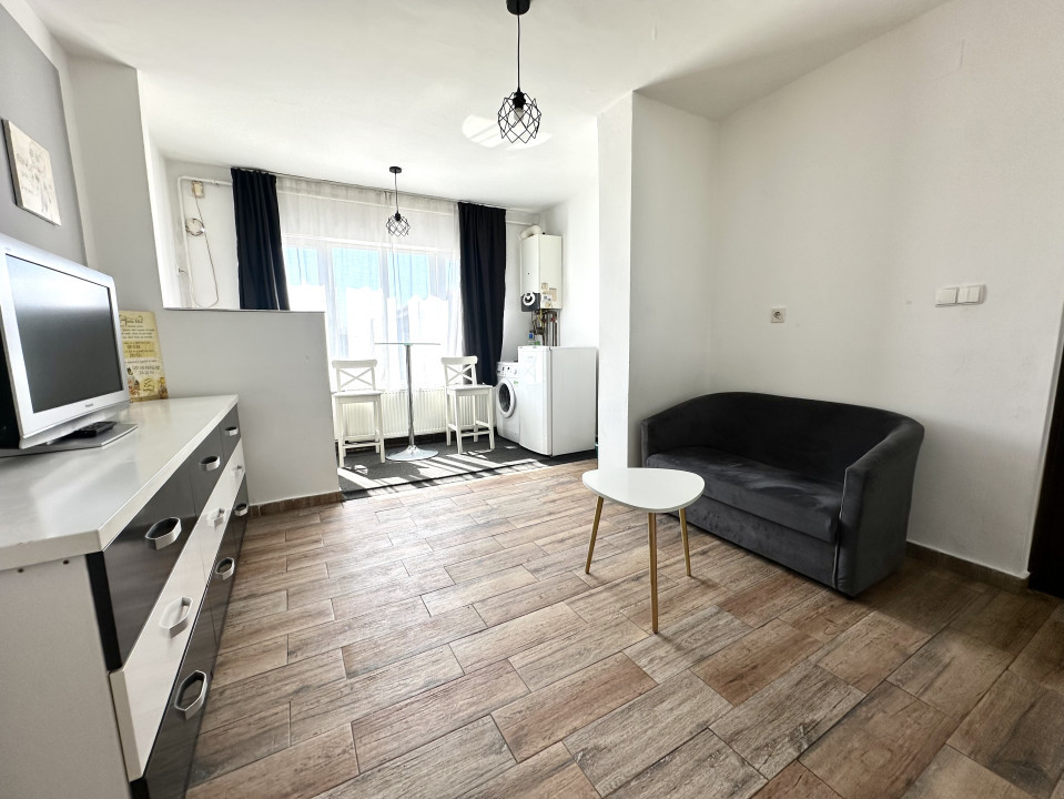 Apartament spatios, 2 camere - ideal pentru familie sau investitie