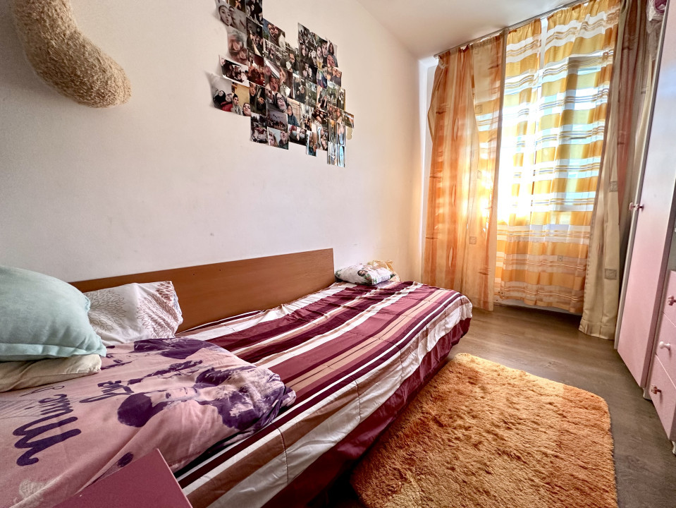 Apartament spatios-4 camere, etaj 2 - zona Circumvalatiunii