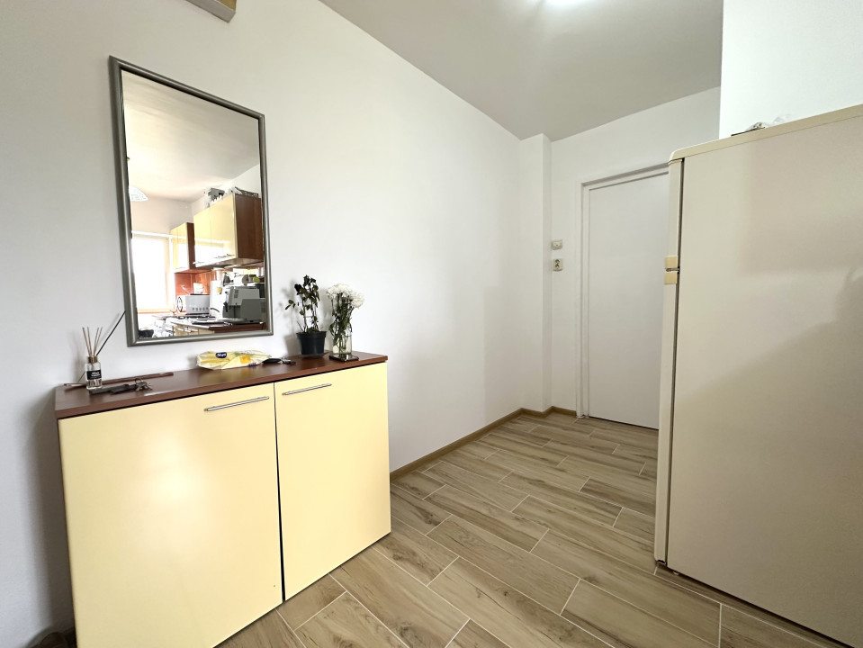 Apartament cu 1 camera, 31 mp utili, renovat, zona Lipovei