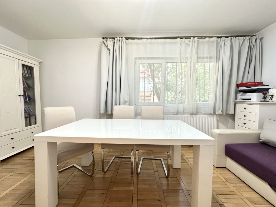 Apartament 3 camere, 60 mp utili, parter - renovat, zona Lipovei