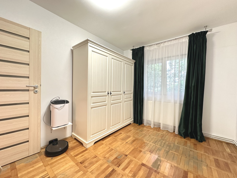 Apartament 3 camere, 60 mp utili, parter - renovat, zona Lipovei
