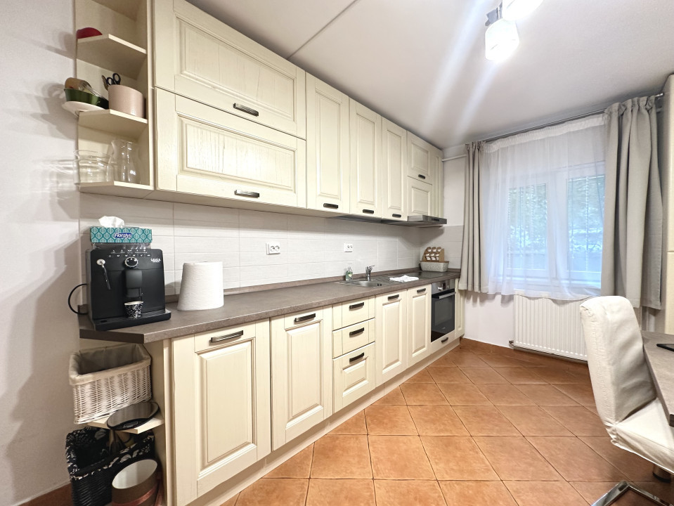 Apartament 3 camere, 60 mp utili, parter - renovat, zona Lipovei