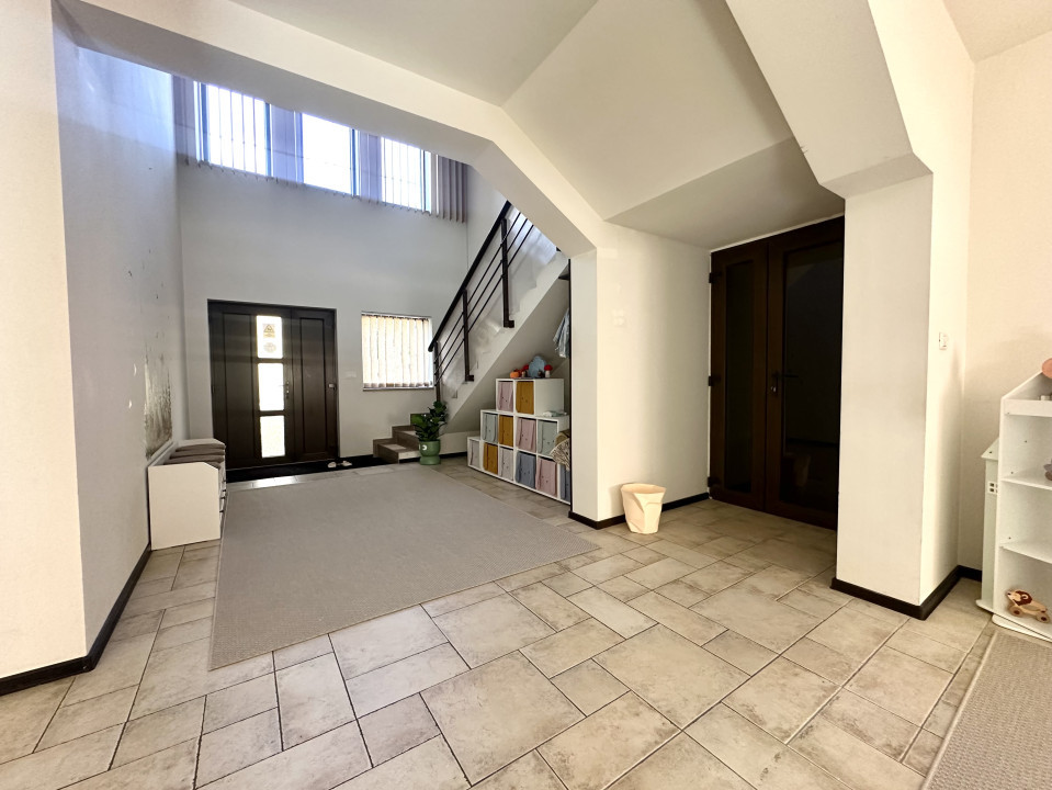 Casa de inchiriat, locuinta pentru birouri sau diverse activitati - zona Cetatii