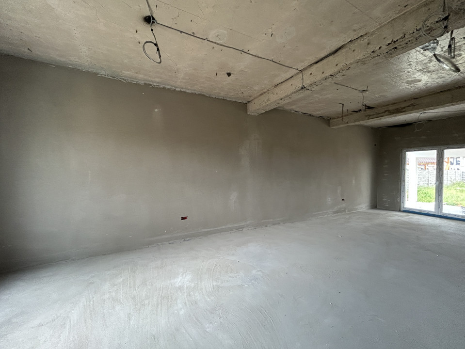Duplex 4 camere, 123mp utili, 350mp teren in Mosnita Noua 