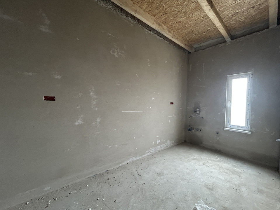 Duplex 4 camere, 123mp utili, 350mp teren in Mosnita Noua 