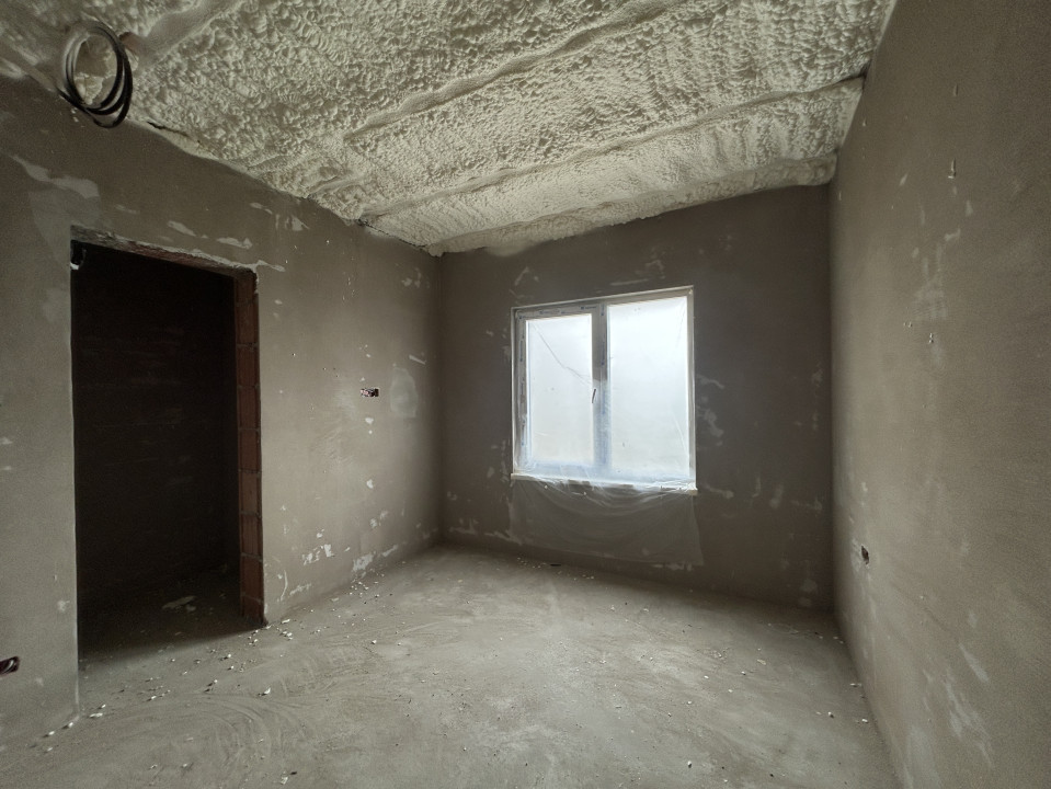 Duplex 4 camere, 123mp utili, 350mp teren in Mosnita Noua 