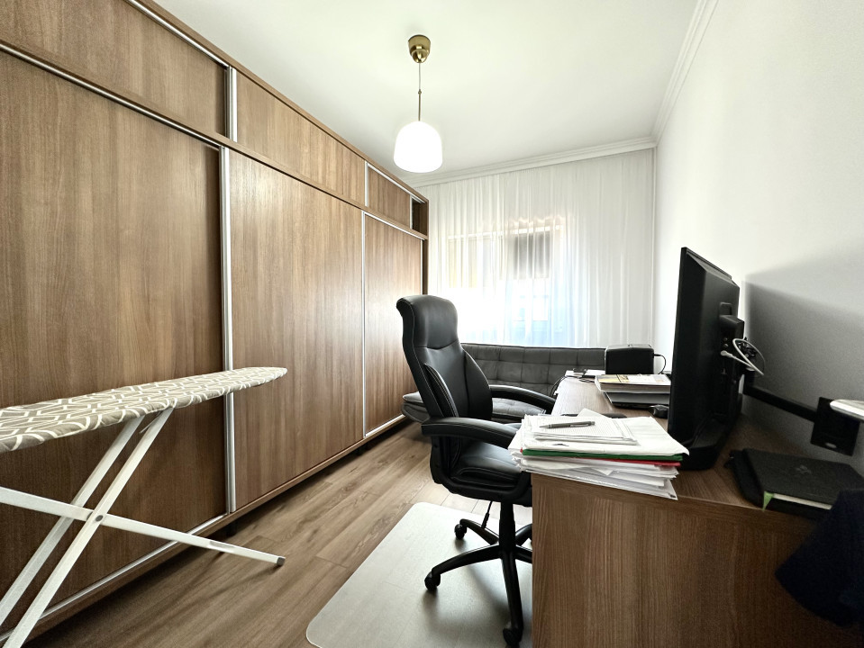 Duplex spatios cu 4 camere, 111 mp utili, 357 mp teren - Covaci 