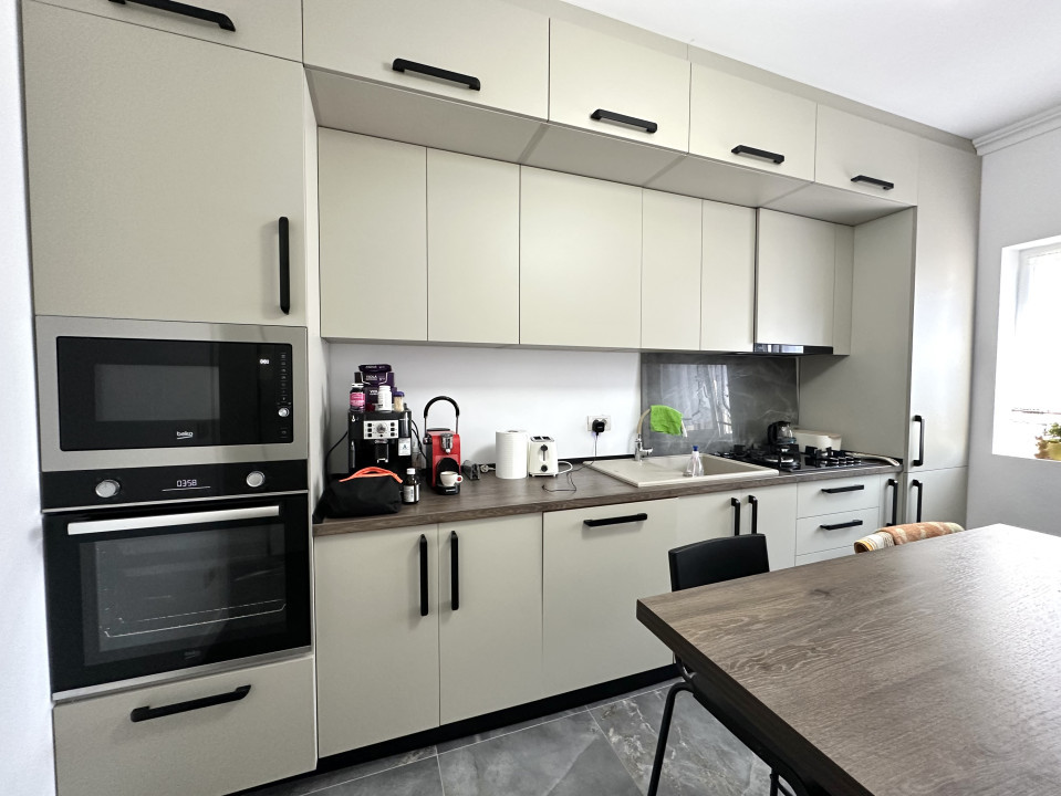 Duplex spatios cu 4 camere, 111 mp utili, 357 mp teren - Covaci 