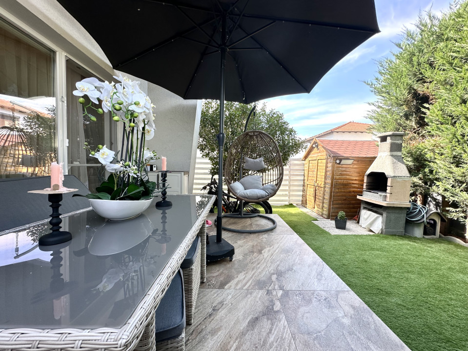 Casa insiruita, 4 camere, 105 mp utili, 200 mp teren - Dumbravita