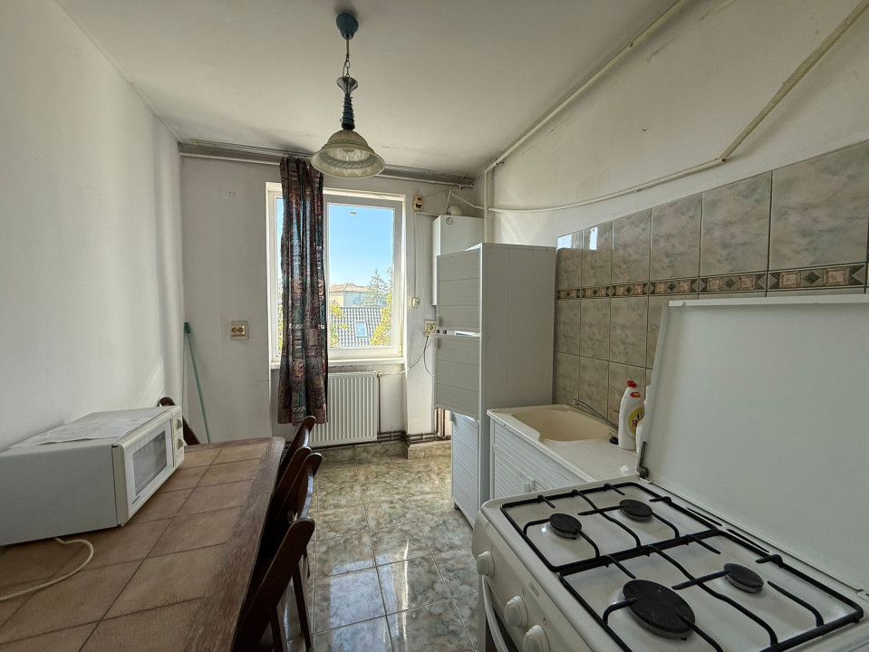 Apartament 3 camere, 70 mp utili, Timisoara - zona Medicina