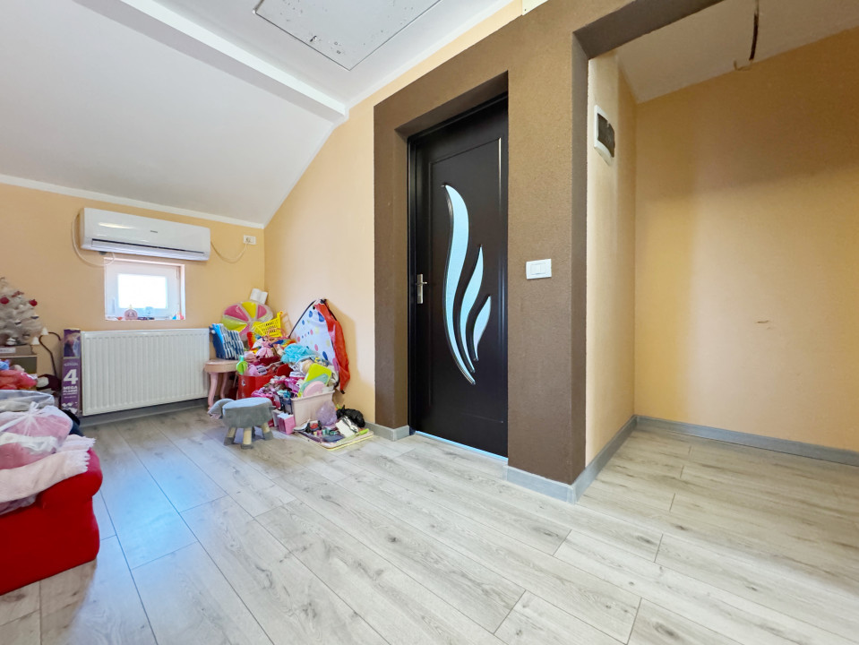 Casa 4 camere, P+1, 150mp utili, 500mp teren - iesire la Bega 0% Comision