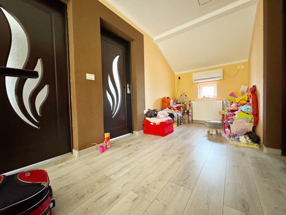 Casa 4 camere, P+1, 150mp utili, 500mp teren - iesire la Bega 0% Comision