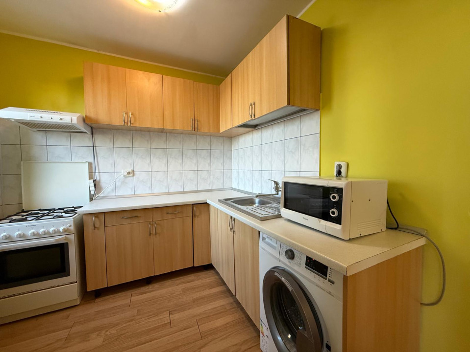 Apartament spatios cu 4 camere, 80 mp utili - Circumvalatiunii