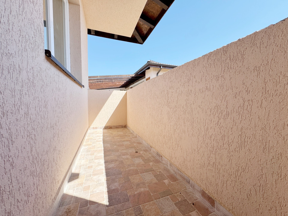 Penthouse 2 camere, 52 mp utili + 47mp terasa + 4mp balcon -Chisoda