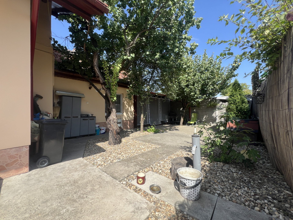 Casa Individuala, 3 camere, 105 mp utili, 270mp teren, CarPort- Pta Doina