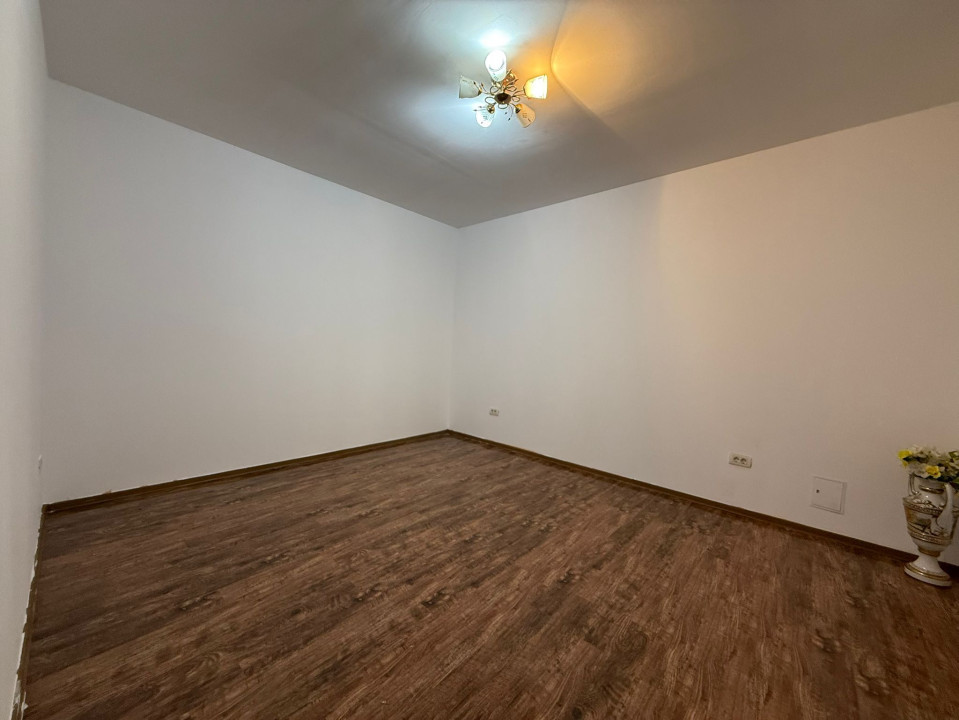 Casa cu 2 camere, semi-decomandat, 50mp utili -  zona Centrala