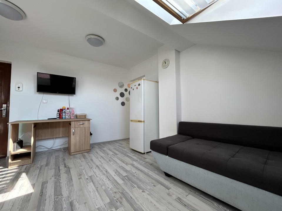 Apartament 2 camere, 40mp utili, etaj 5, zona - Girocului