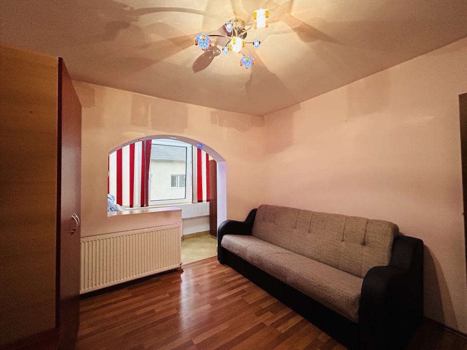 Apartament 3 camere, semidecomandat, 64mp utili, zona Girocului