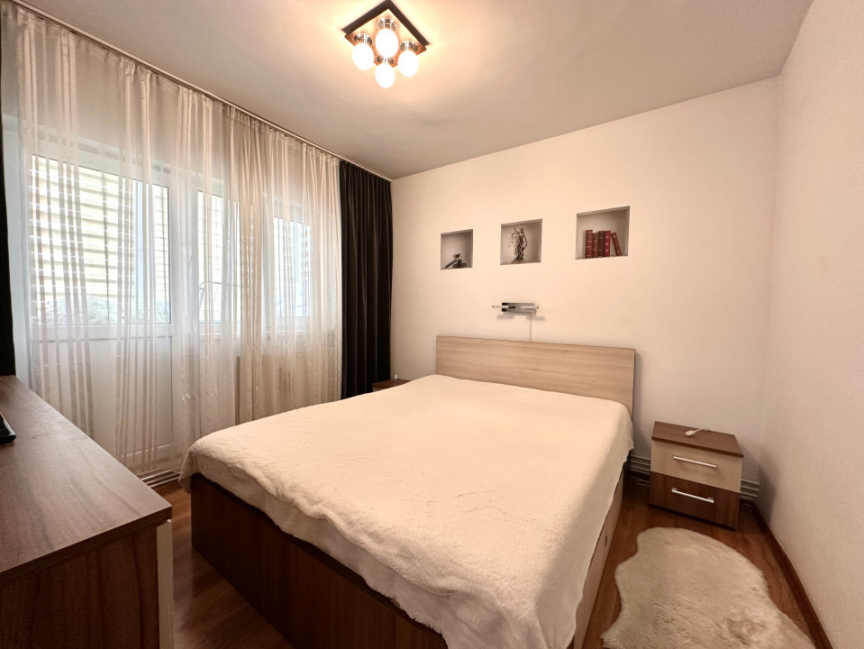 Apartament 3 camere, etaj intermediar, 57 mp utili - zona Lipovei