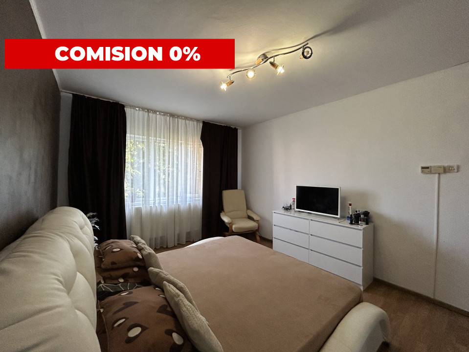 Apartament 4 camere, decomandat, 80mp utili, 2 bai, zona Dambovita 