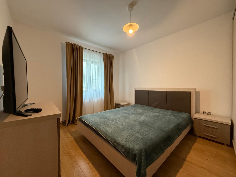 Casa cu 4 camere, 93mp utili, P+1, teren total 327mp - zona Giroc 